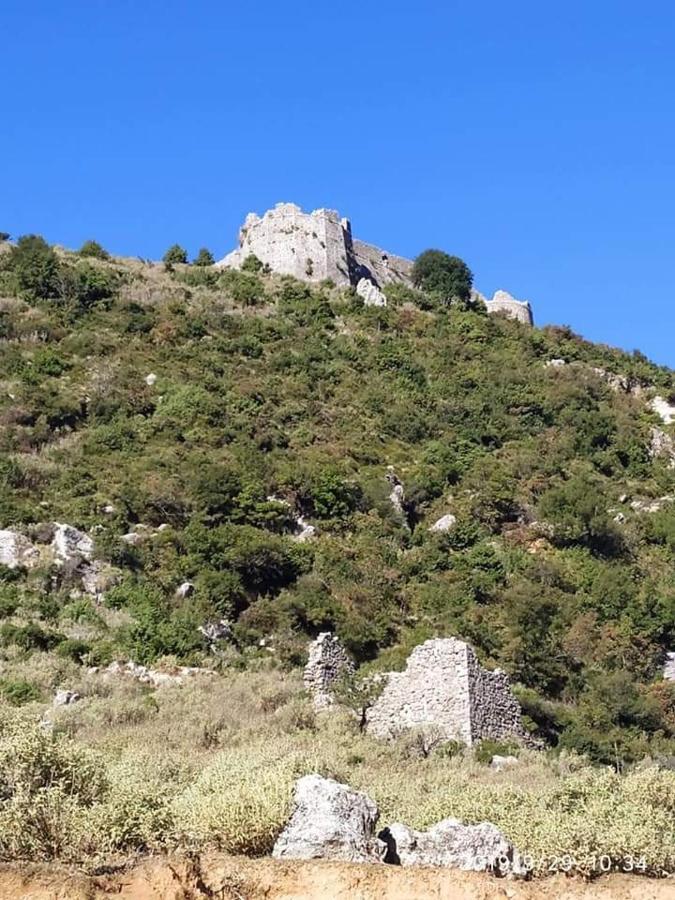 Hotel Xenonas Souliou Samonída Exteriér fotografie